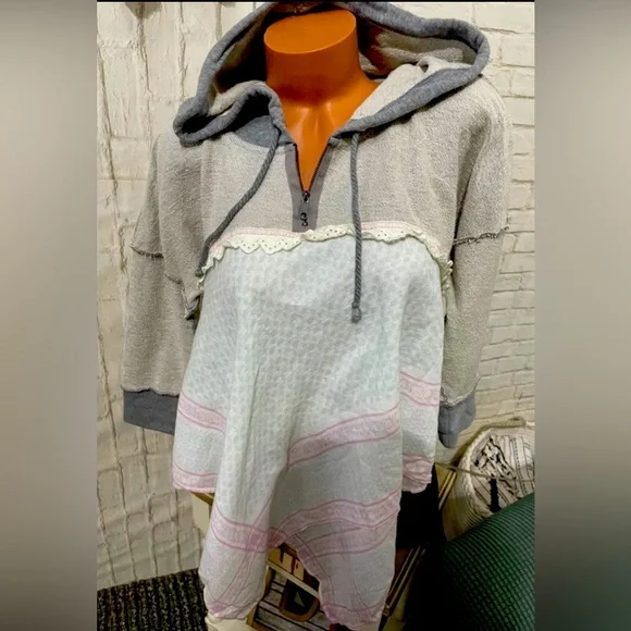 Free People VINTAGE RARE Layered Handkerchief Hoodie Boho M MFRP $148 NWT - Picture 5 of 5